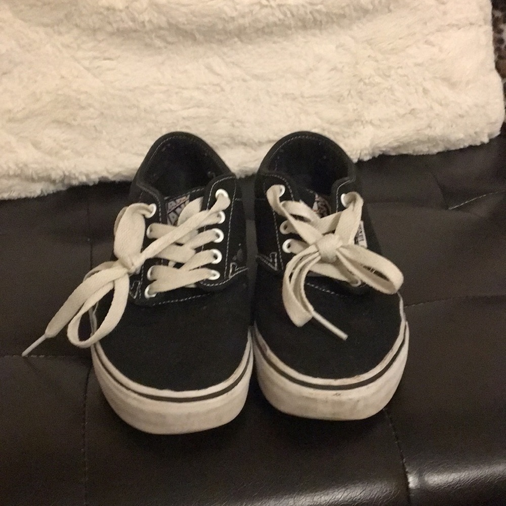 Black vans